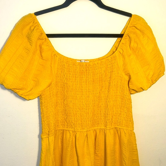 Yellow Maxi Dress- Size Large - Picture 3 of 9